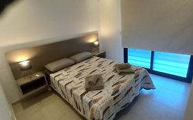 Colon Suites 2. Duplex a 18 minutos Aeropuerto Ezeiza
